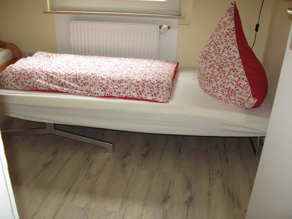 Ferienwohnung Wolff, Kelkheim Rom bilde